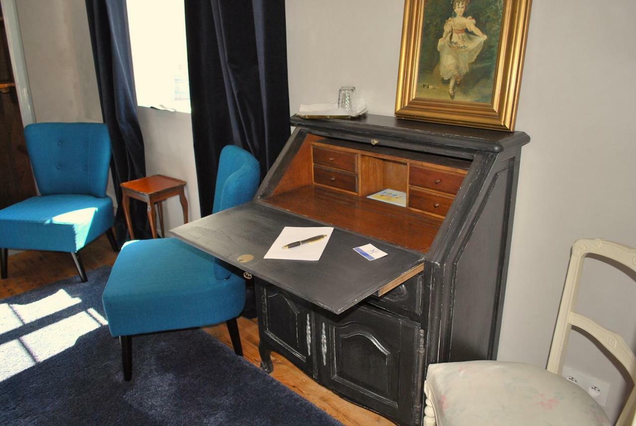 Les Chambres Du Mad Henvic Экстерьер фото